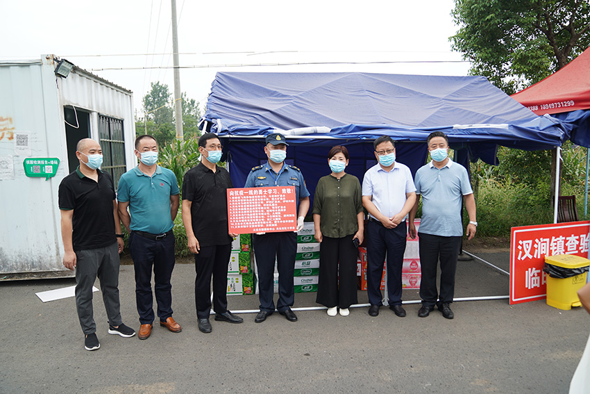 抗擊疫情我們在行動